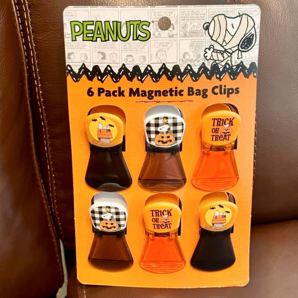 Peanuts Halloween Snoopy Magnetic Bag Chip Clips - Black, Orange, White NEW!!
